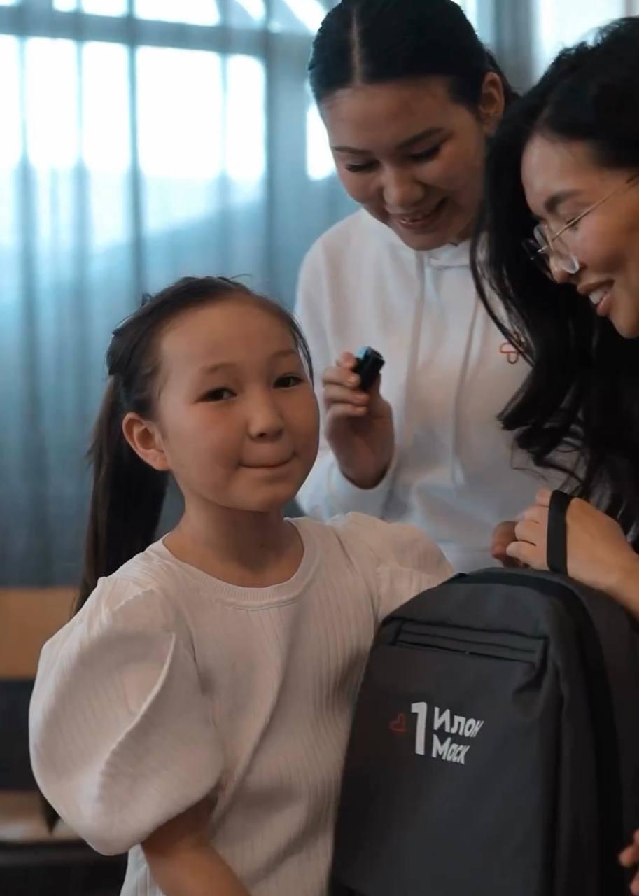 20 Ноутбуков переданы школьникам из села Аккайнар!